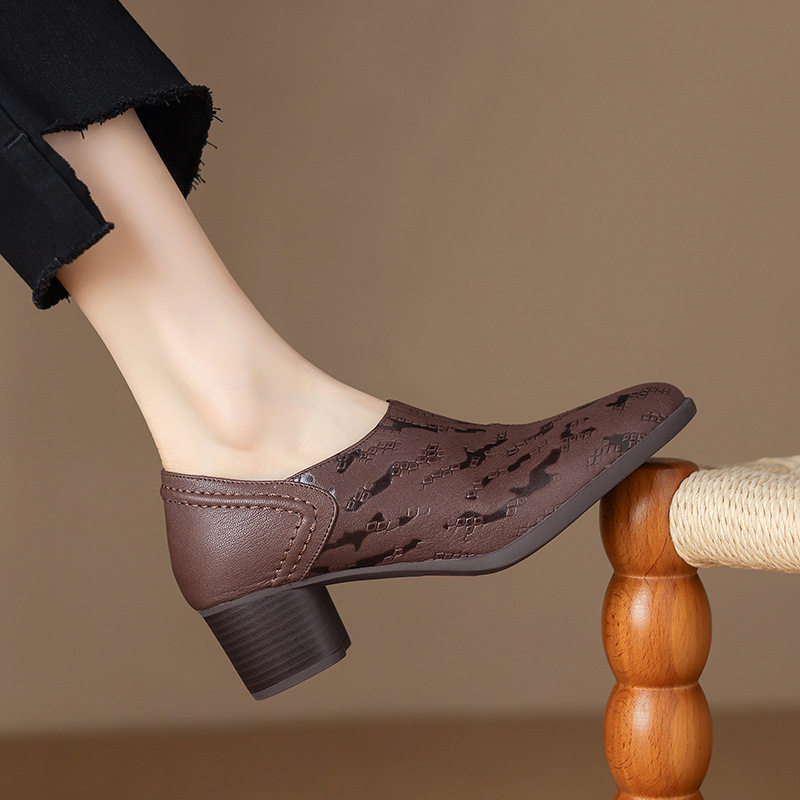 巨好穿法式深口单鞋女春秋方头高跟鞋粗跟真皮3百搭棕色及踝靴女