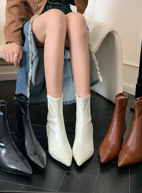 弹力短靴新款尖头短靴女中跟白色bai搭瘦瘦靴复古气质粗跟马丁靴