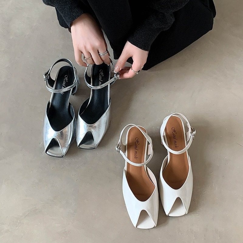 清爽海盐~小资全皮度假风鱼嘴凉鞋夏季新款舒适百搭粗跟露趾女鞋