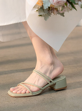 2024夏新款一字带中粗跟绿色外穿拖鞋细带露趾罗马两穿凉鞋仙女风