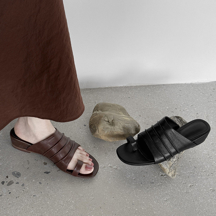 2025韩版新款小众平底夹脚拖鞋外穿罗马女鞋一字拖海边沙滩凉鞋,户外/登山/野营/旅行用品,登山鞋/徒步鞋,淘宝优惠券,粉丝福利购,淘宝优惠卷