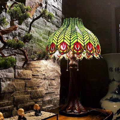 厂家直销寸帝凡尼灯饰灯尾羽宫扇书房卧室床头台灯彩色玻璃灯