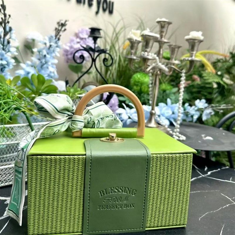 结婚礼物盒新款i礼盒空盒子高级喜糖盒生日礼品包装盒婚庆伴手礼