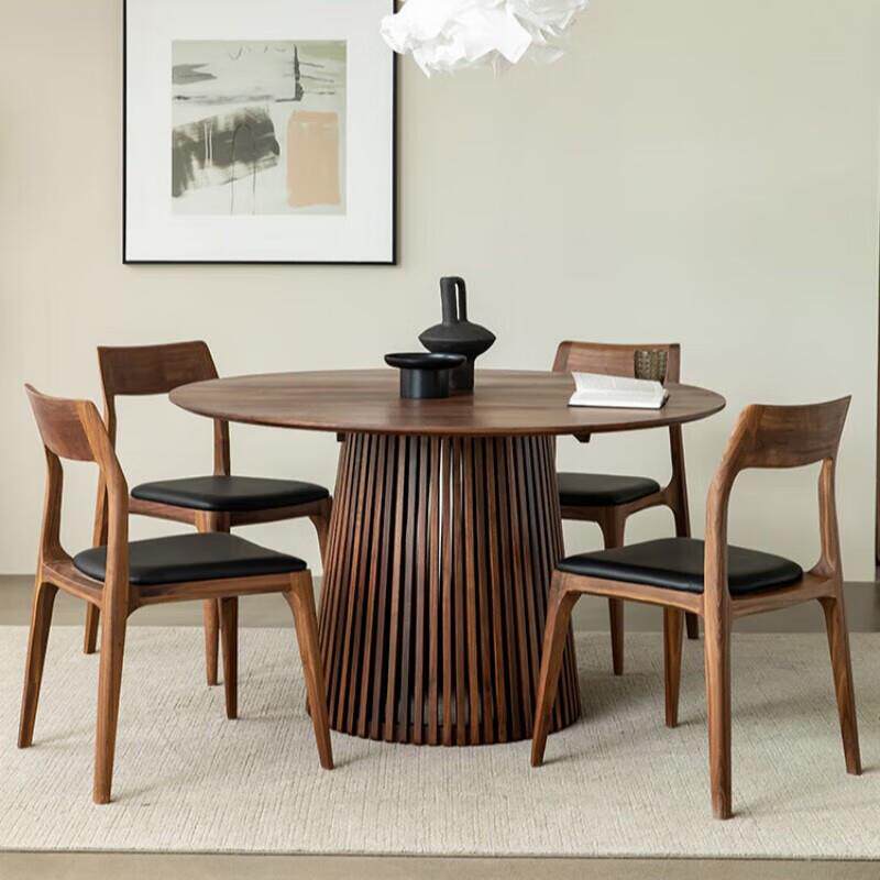 北欧实木现代简约餐桌北美黑胡桃原木轻奢格栅圆桌椅组合