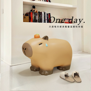 卡皮巴拉网红入户门换鞋 凳进门矮凳卡通小凳 凳t家用门口玄关穿鞋