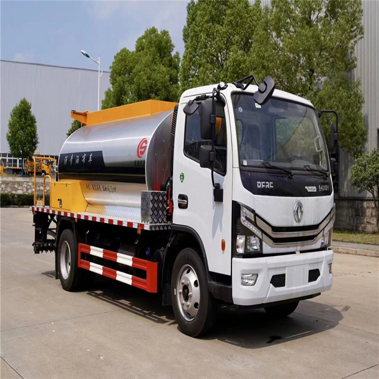 东风4方沥青洒布车筑路机械高速公路养护6方全自动乳化沥青洒布车图片