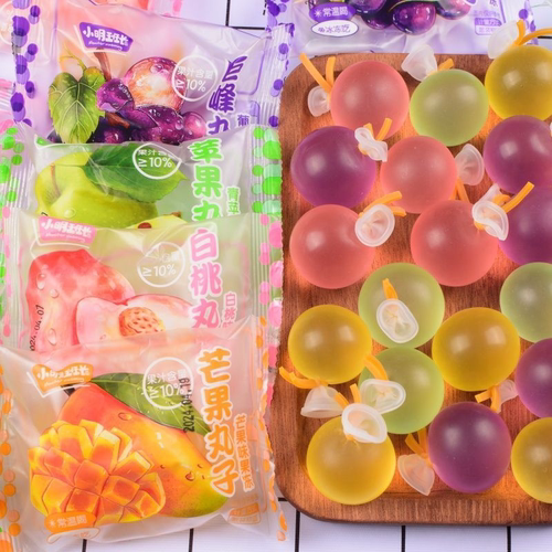 爆皮果冻气球果冻丸子网红零食巨峰葡萄多种口味水果果冻白桃