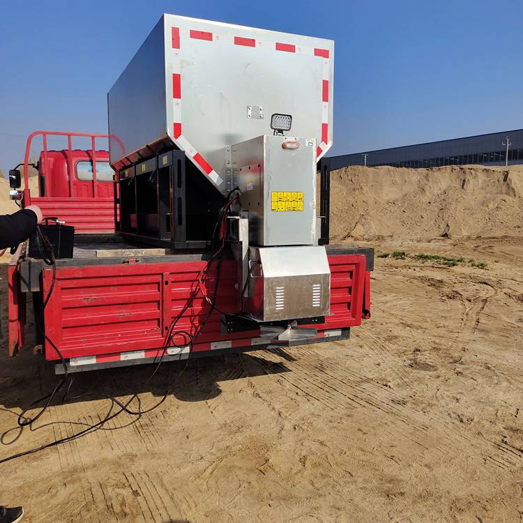 多功能车载式融雪剂撒布机市政公路机场跑道电动撒盐机融雪撒布机