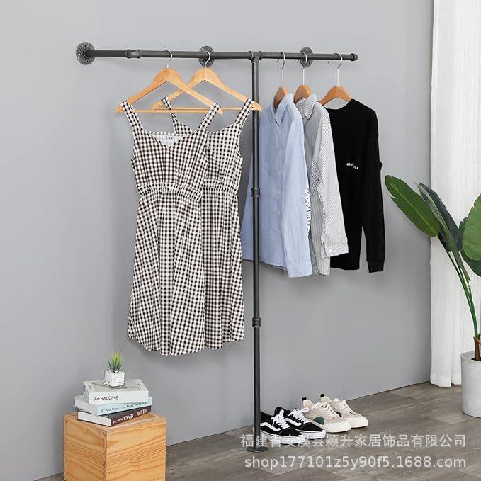 壁挂式衣架挂衣杆工业管道服装店展示架水管衣架多功能挂杆