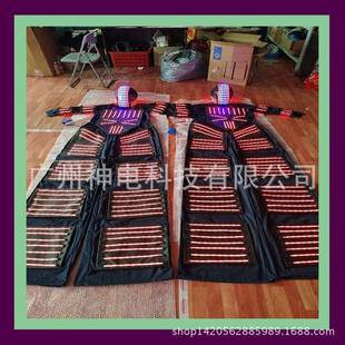 闪酷踩高机器人服装 登台发光高跷服舞台闪光高跷服装