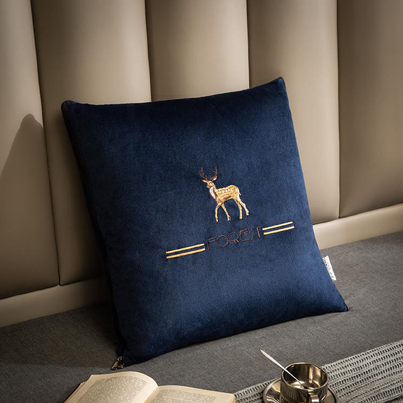 汽车靠枕车用抱枕被子两r用办公室折叠午睡毯子二合一车上载枕头