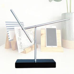 创意牛顿钢铁侠混沌摆件永动机模型电磁双摆电池摇摆器桌面工艺品