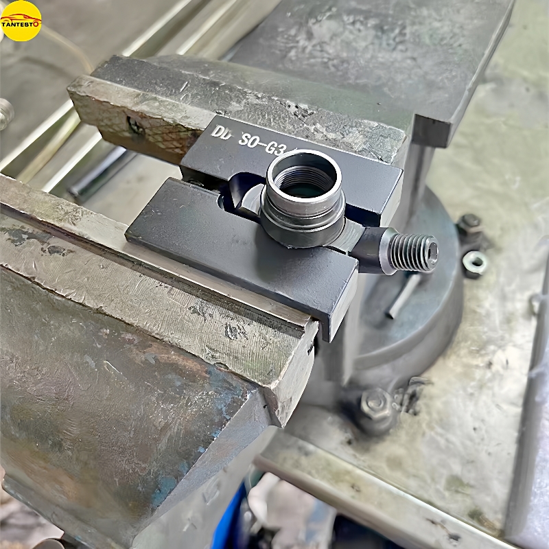 适用电装GM喷油器G3G4拆装分解夹具维修工具