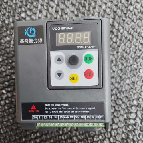 议价鑫盛达xsd350-1.5g1变频器,220v1.5kw,成