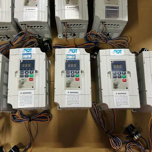 议价库存尾货   未使用ADT变频器