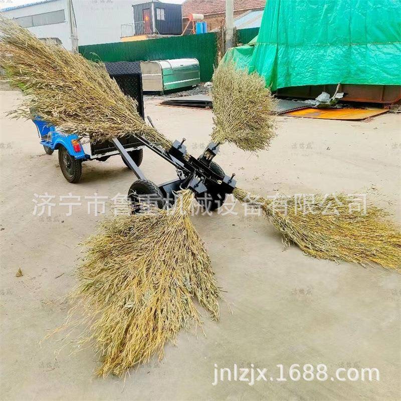 小型4把扫把扫路机折叠扫把风火轮扫地车村道清洁清扫车