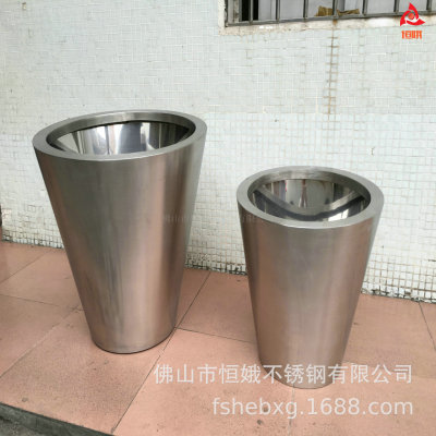66833 户外拉丝不锈钢花盆 园林绿化公园花圃圆锥形花箱