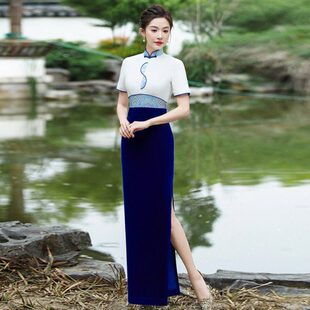 改良版新中式走秀旗袍演出服2025新款端复古国风青花瓷舞蹈裙女