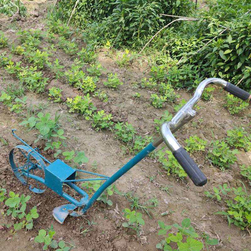 小型多功能开荒神器翻土开沟除草农用工具耕地机人力手拉犁地机