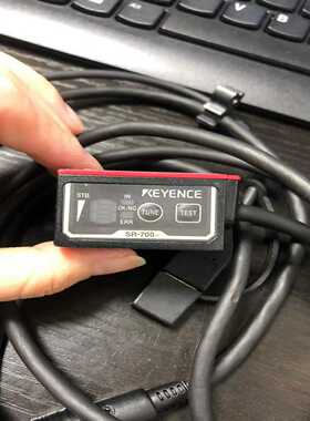基恩士激光传感器SR-700，实物图，1800一个【侨报商行】