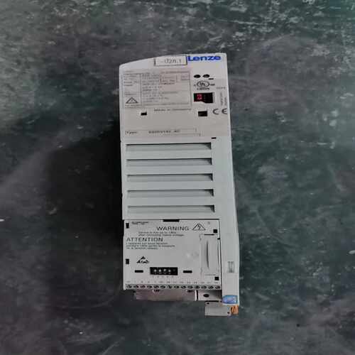 (议价)伦茨变频器E82EV152-4C  成色如实物图