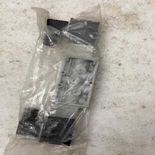 P6实拍如图全新一台运费到付直接 议价CKD全新电磁阀4F320