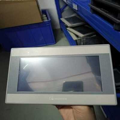 询价~威纶通7寸触摸屏，MT6071IE，，九成新，6