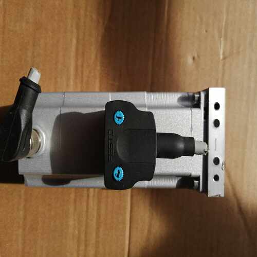 FESTO电机EMM5-ST-57-S-SEB-GZ   1~询价
