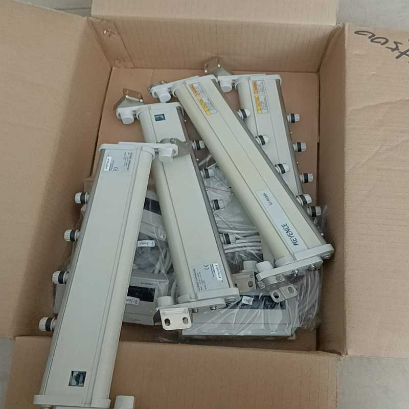 拆开下来的基恩士KEYENCE静电消除器SJ-R036A 控（基数电子）