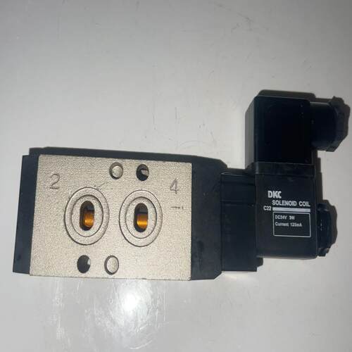全新DKC电磁阀，型号C22和DSN352S，来自韩国。DC~议价