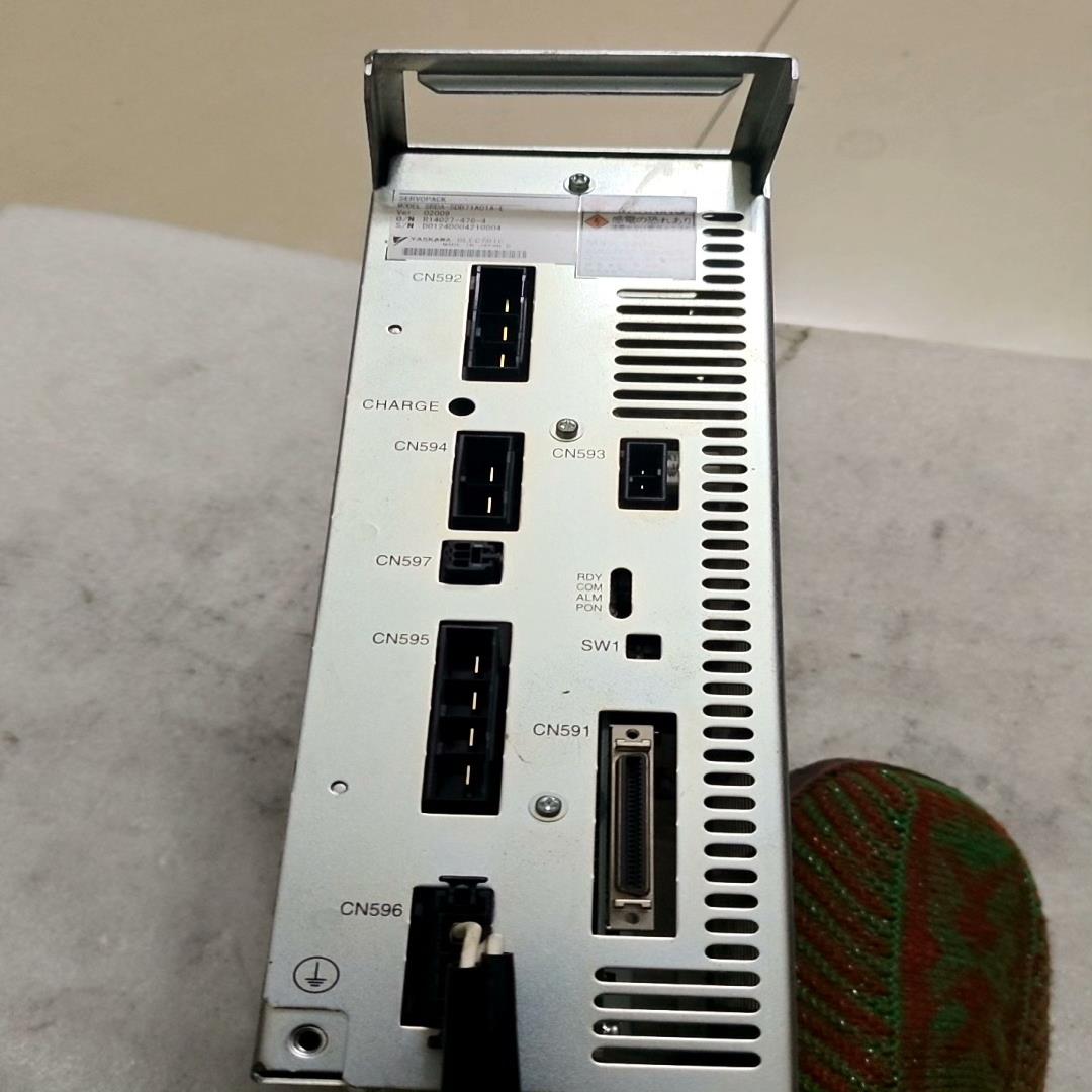 议价安川机器人外部轴放大器SRDA-SDB71A01A-E议价