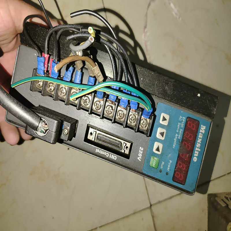 迈信伺服驱动器ep100b-2a一个的，成色可以运费(通通配件）