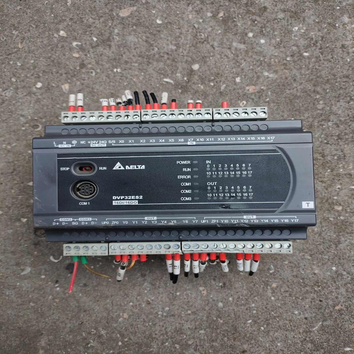 询价~台达PLC，32ES200T成色如图用的上的请联