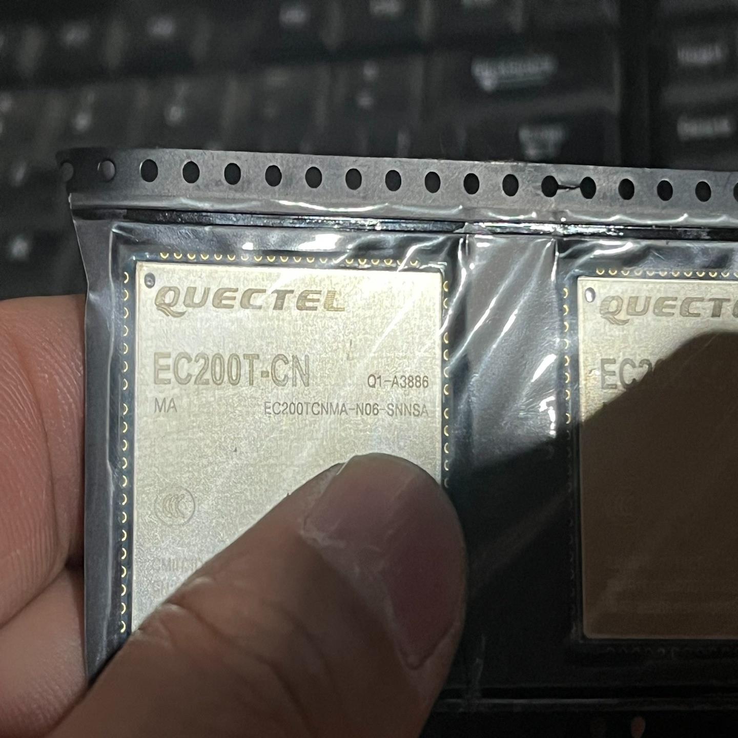 议价EC200T-CN 全新 8个