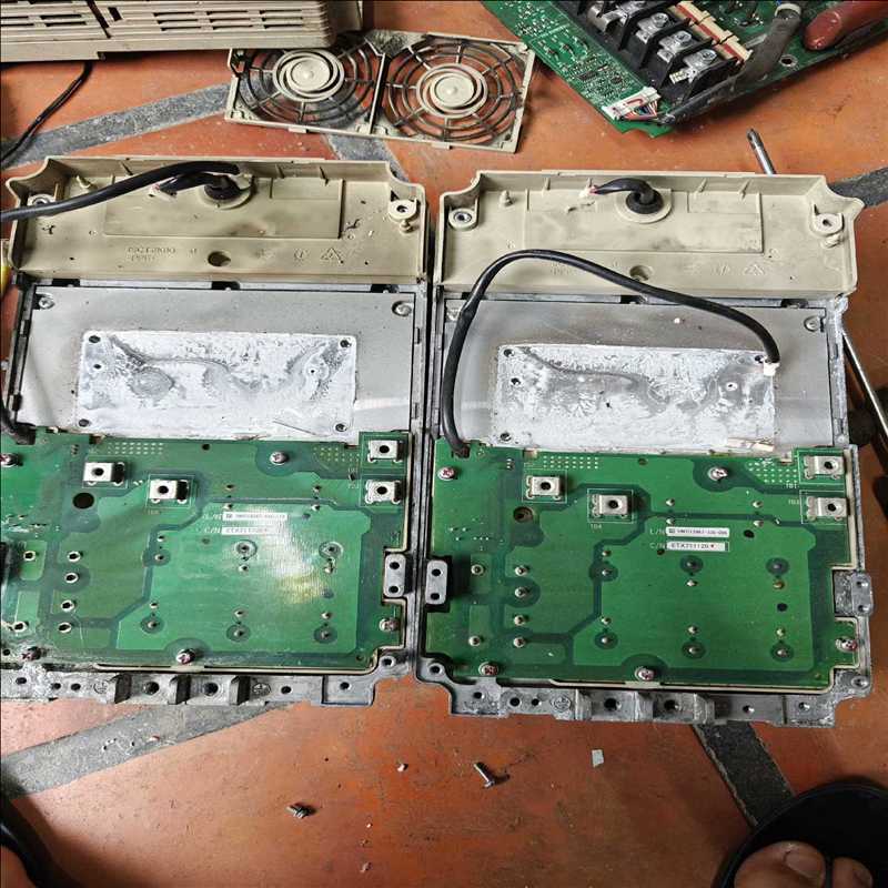 安川变频器1000系列ETX711120   UMC1356（耶耶电子）