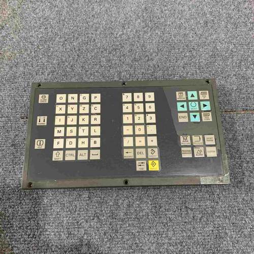 6FC5303-0DM13-1AA1西门子面板，质量包好一议价商品