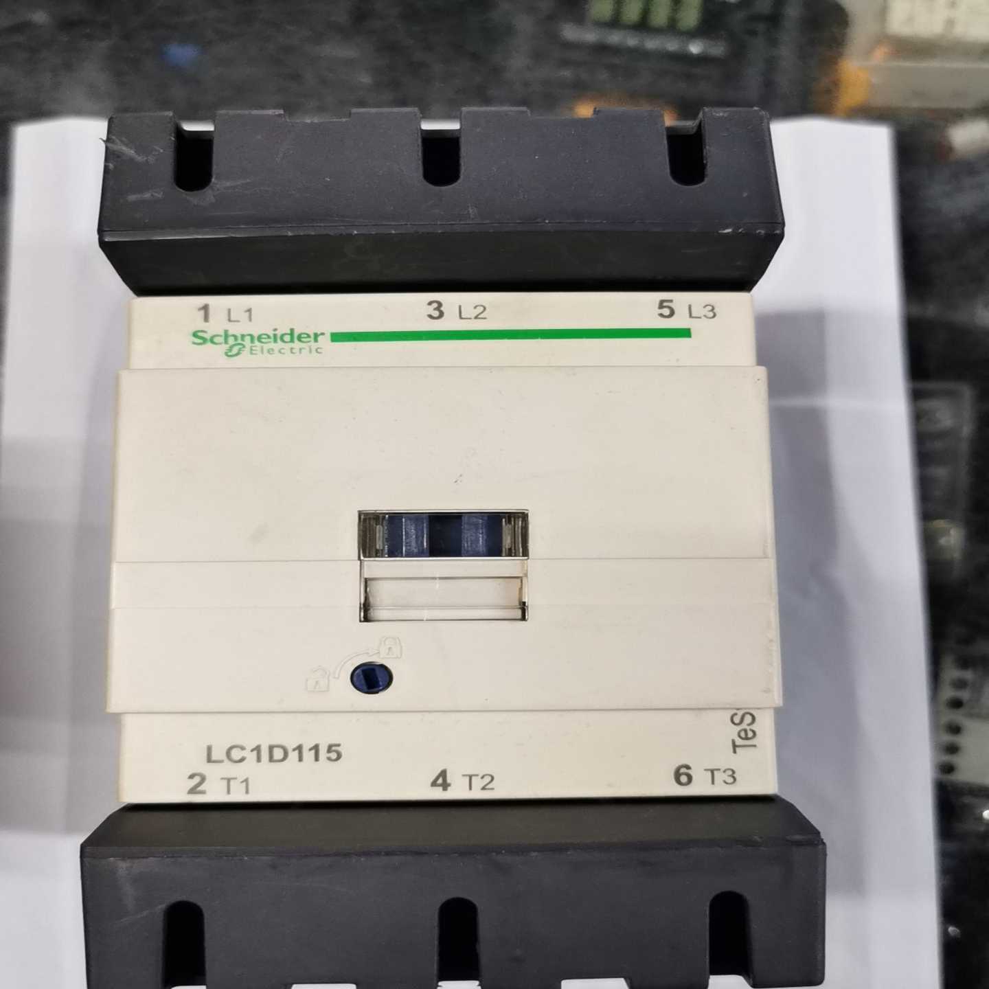 施耐德LC1D115接触器，。4个。【博航商行】
