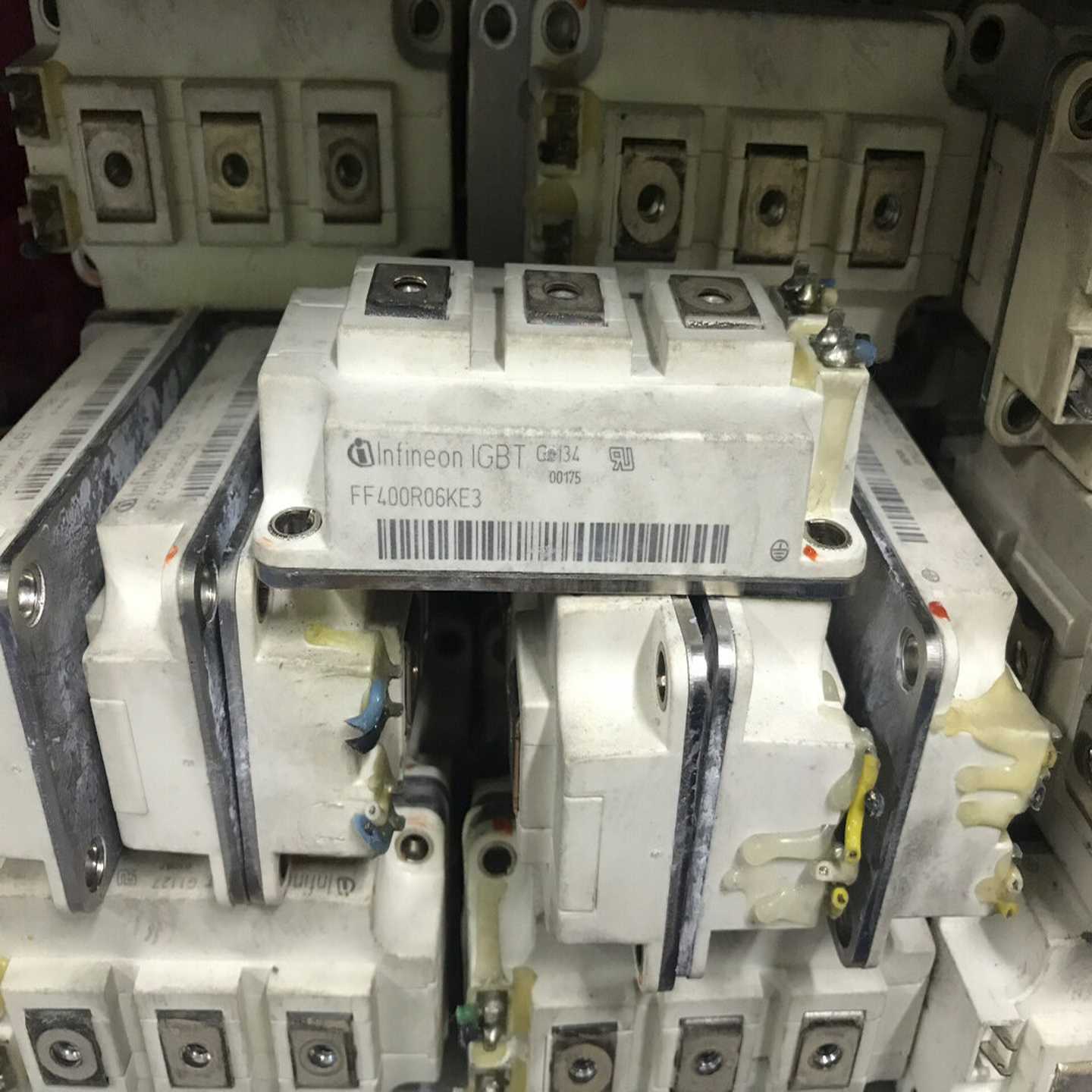 FF400R06KE3模块功能质量,有联系我~询价