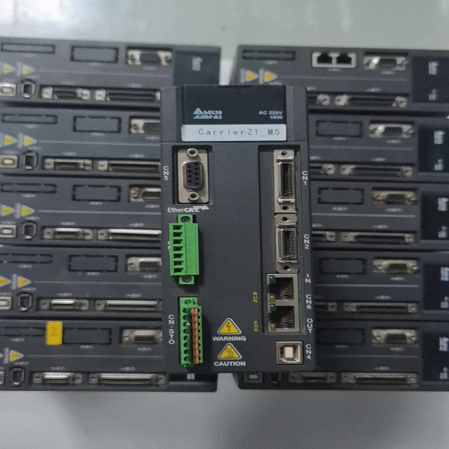 台达A2伺服驱动器1KW 几乎全新 总线型{议价}