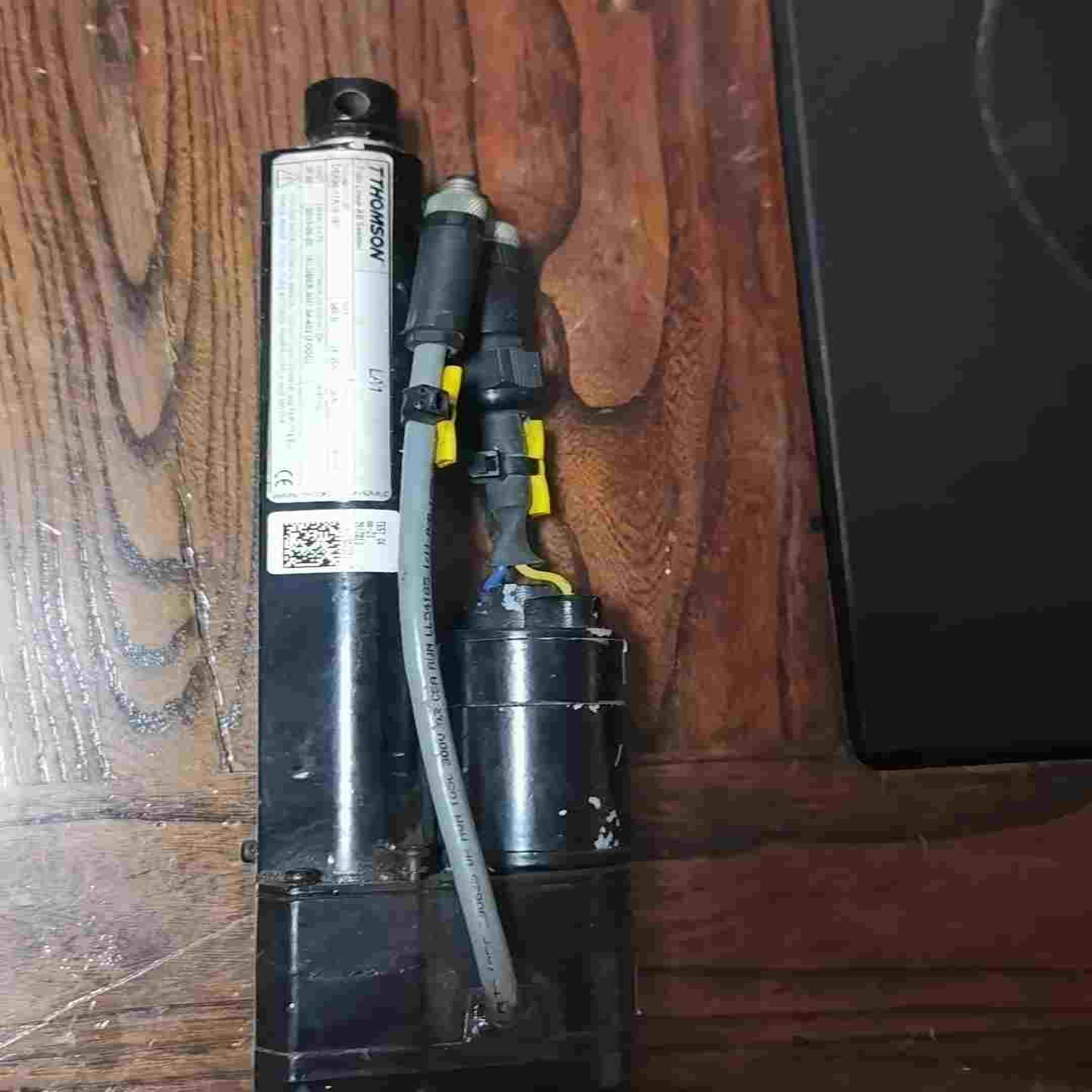 Thomson Linear Actuator 懂货的拿去玩（地坛设备）