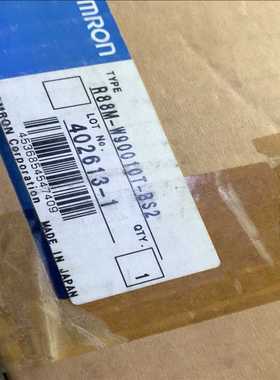 1 件全新欧姆龙 NE 伺服馬達 r88m-w90010t-（崽载电子）