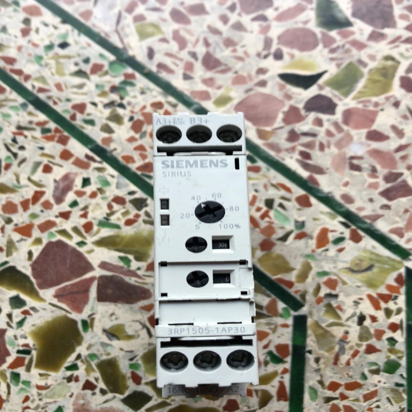 3RP 1505 － 1AP30。成色如图。的联系~询价