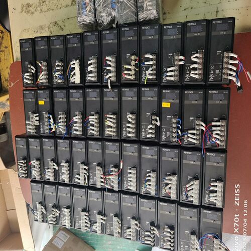 KEYENCE基恩士电源CA-U4 件，实物图片，成色看~询价