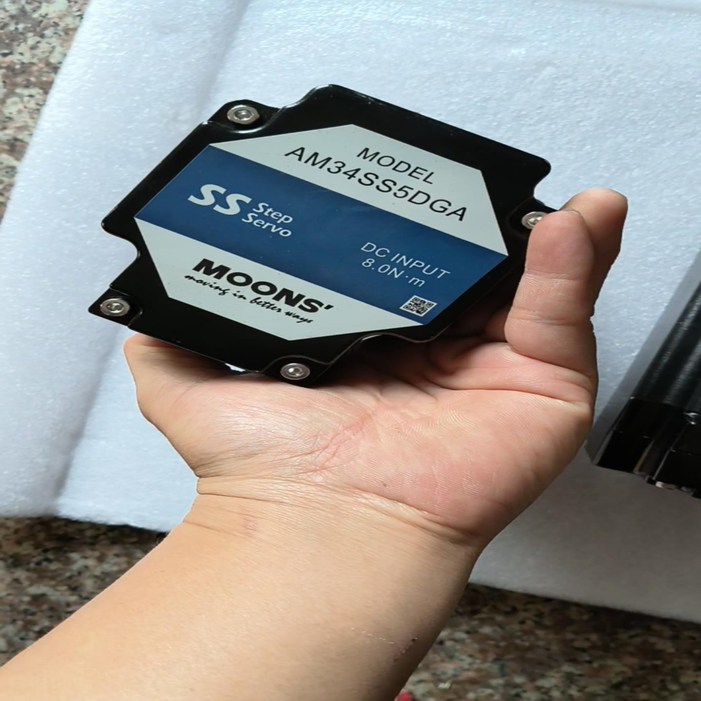 议价MOONS鸣志86步进电机AM34SS5DGA