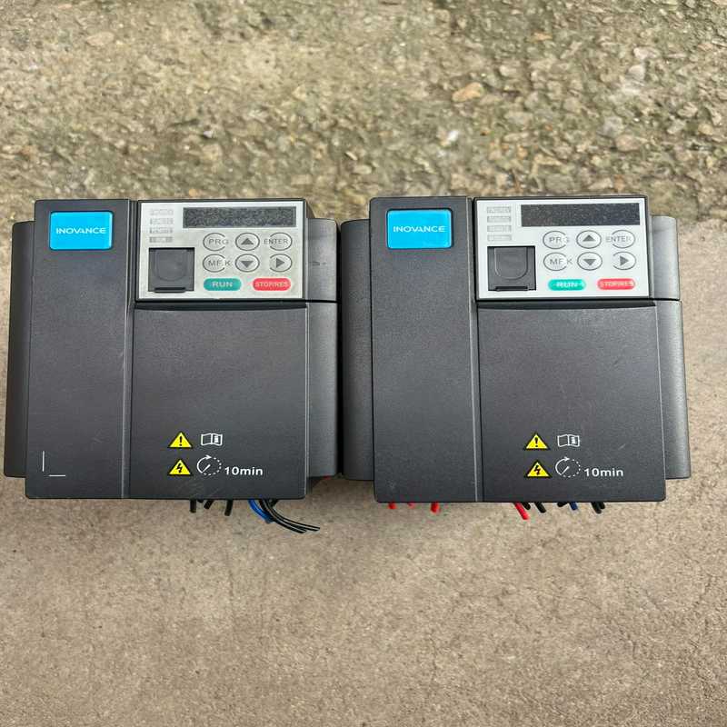 CS300 4T0.7GB变频器，，功能正常，实物拍~询价