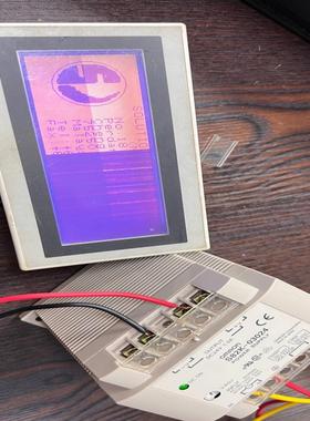 询价触摸屏F930GOT-BWD上电显示蓝白色、F930