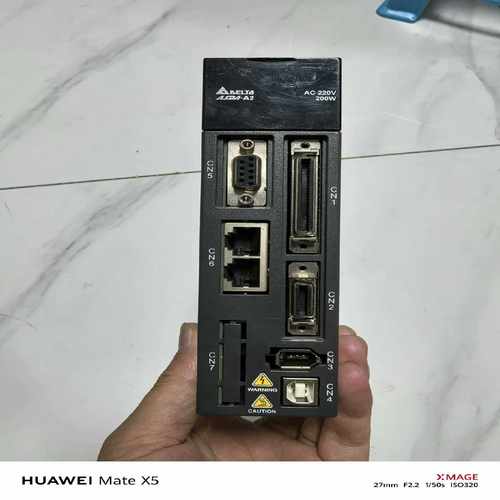 伺服驱动器 DAI1A2-0221-F【侨报商行】