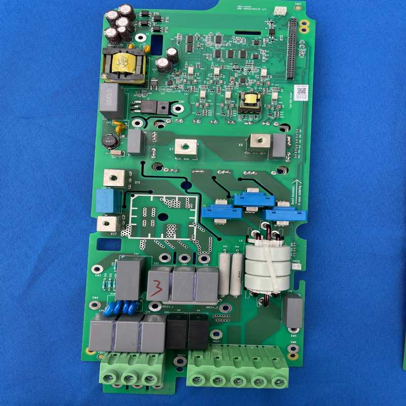 CINT-4411C CINT-4421C  ABB变频器A议价