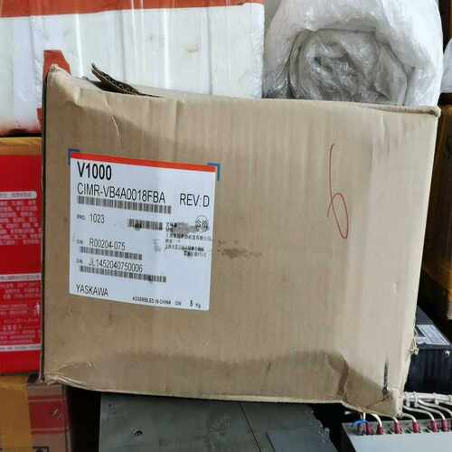 VB4A0018FBA三台带包装22kw安川变频器~询价