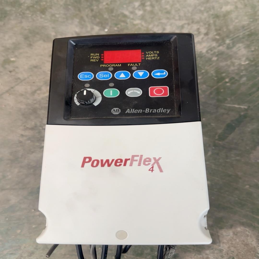 AB变频器22A-D6P0N104 2.2KW 380V 功~询价